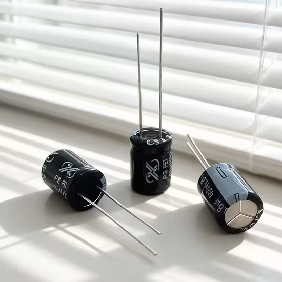 durabilidade longa 2000h do capacitor eletrolítico de alumínio de 2200μ FX 6.3V